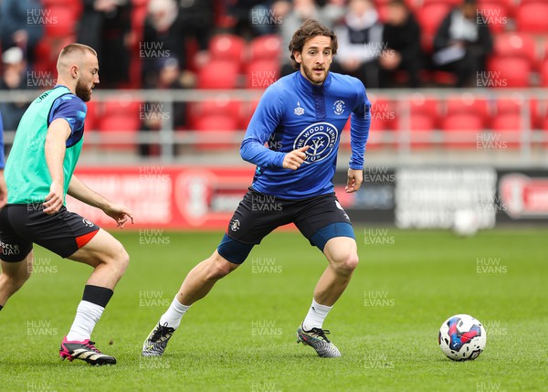 150423 - Rotherham United v Luton Town - Sky Bet Championship - Tom Lockyer of Luton Town warms up