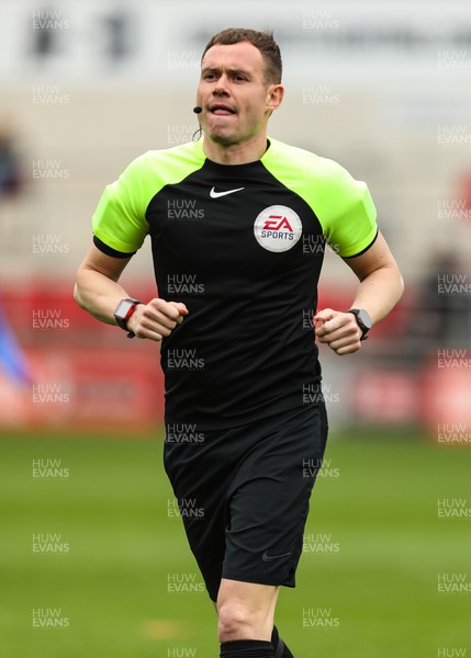 150423 - Rotherham United v Luton Town - Sky Bet Championship - Referee Leigh Doughty warms up