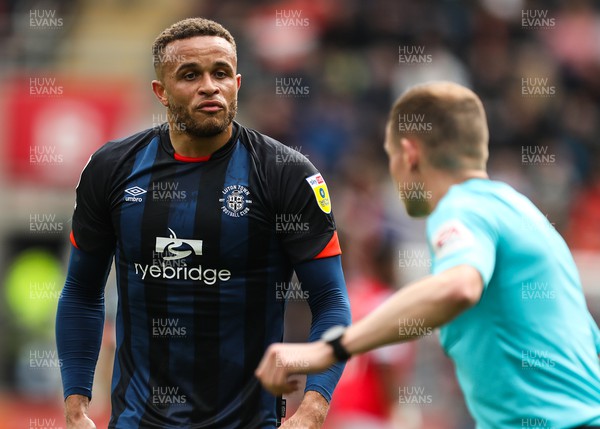 150423 - Rotherham United v Luton Town - Sky Bet Championship - Carlton Morris of Luton Town protests to Referee Leigh Doughty after a decision goes against him