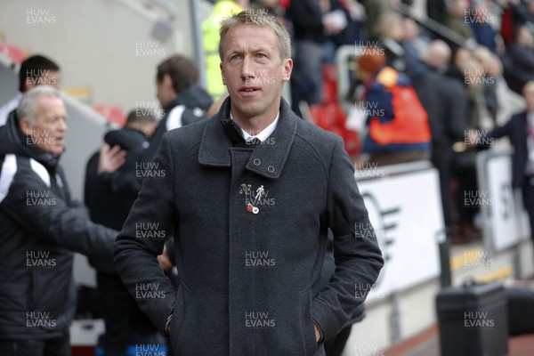 031118 - Rotherham United v Swansea City - Sky Bet Championship - Manager Graham Potter  of Swansea at the start of the match