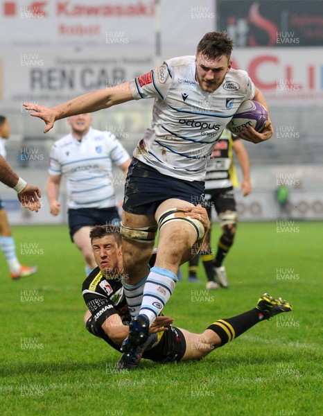 161119 - Rugby Calvisano v Cardiff Blues - European Challenge Cup -  James Ratti of Blues 