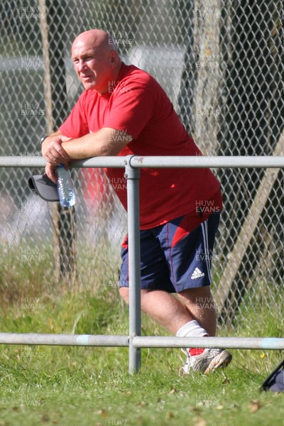 12.09.09 Rumney RFC. v. Ystrad Rhondda RFC. Swalec League Division 1 East -    Chris Jones enjoys a day off at Riverside Park, as Rumney host Ystrad Rhondda in Division 1 East. 