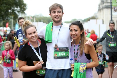 051019 - Run4Wales - Cardiff Half Marathon Festival of Running outside the City Hall - 