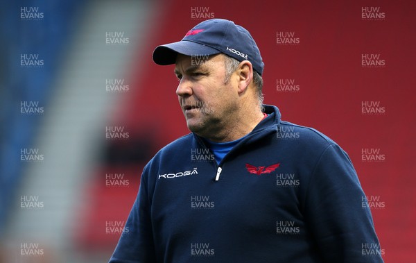 210117 - Sale Sharks v Scarlets - European Rugby Champions Cup - Scarlets Head Coach Wayne Pivac by Chris Fairweather/Huw Evans Agency