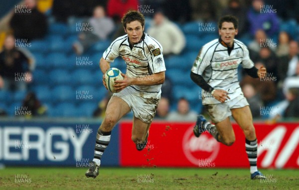 200107 - Sale v Ospreys - Heineken Cup - Ospreys Andrew Bishop 