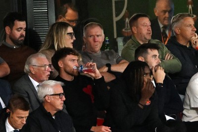 010926 - Salford City v Newport County - Sky Bet League 2 - Paul Scholes in attendance 