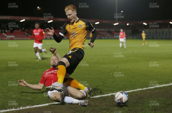 151220 - Salford City v Newport County - Sky Bet League 2 - Brandon Cooper of Newport County and Ibou Touray of Salford City
