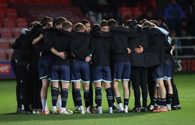 170226 - Salford City v Newport County - Sky Bet League 2 - Team huddle before the match