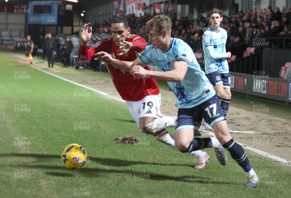 170226 - Salford City v Newport County - Sky Bet League 2 - Tom Davies of Newport and Haji Mnoga of Salford