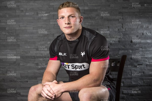 280416 - Picture shows Sam Underhill, at the Ospreys training ground at Llandarcy, South Wales