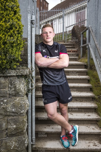 280416 - Picture shows Sam Underhill, at the Ospreys training ground at Llandarcy, South Wales