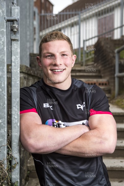 280416 - Picture shows Sam Underhill, at the Ospreys training ground at Llandarcy, South Wales