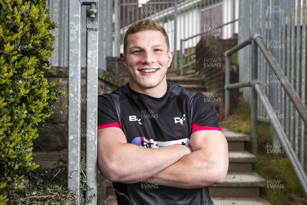 280416 - Picture shows Sam Underhill, at the Ospreys training ground at Llandarcy, South Wales