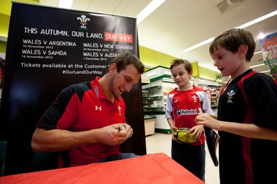 260812 - Wales Rugby captain Sam Warburton attends a signing session at TESCOS in Penarth Marina