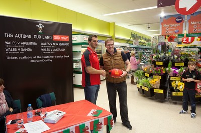 260812 - Wales Rugby captain Sam Warburton attends a signing session at TESCOS in Penarth Marina