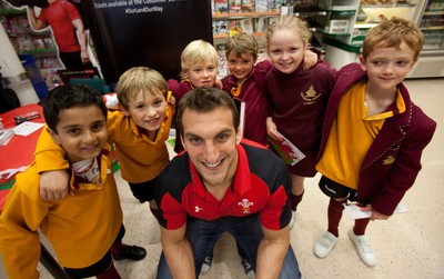 260812 - Wales Rugby captain Sam Warburton attends a signing session at TESCOS in Penarth Marina