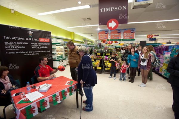 260812 - Wales Rugby captain Sam Warburton attends a signing session at TESCOS in Penarth Marina