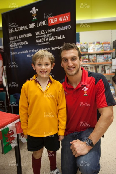 260812 - Wales Rugby captain Sam Warburton attends a signing session at TESCOS in Penarth Marina