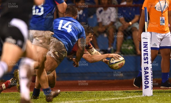 230617 - Samoa v Wales - Steff Evans of Wales scores his second try