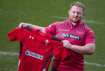 110115 - Picture shows Samson Lee of the Scarlets after signing a National Dual Contract with the Welsh Rugby Union