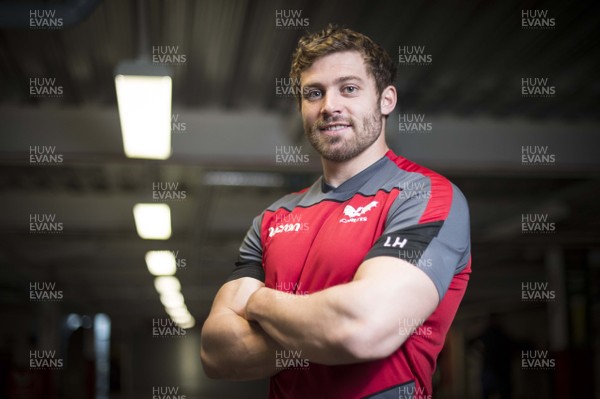 170418 - Scarlets Rugby Media Interviews - Leigh Halfpenny after talking to media