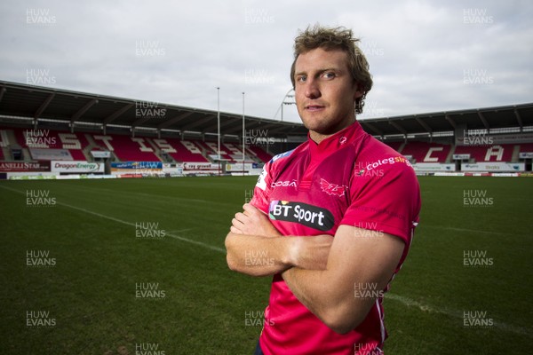 041214 - Scarlets new signing Hadleigh Parkes at Parc y Scarlets 