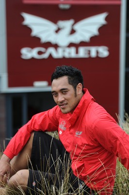 27.07.10 -  Scarlets new signing Jonny Faamatuainu. 