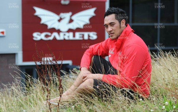 27.07.10 -  Scarlets new signing Jonny Faamatuainu. 