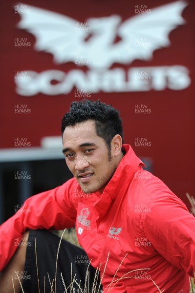 27.07.10 -  Scarlets new signing Jonny Faamatuainu. 