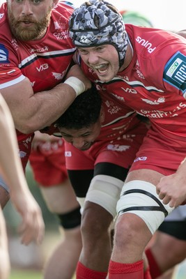 060925 - Scarlets Preseason Friendlies - Scarlets play preseason friendlies v Regional SRC Clubs Llandovery RFC and Carmarthen Quins RFC - Tristan Davies  and Kemsley Mathias of Scarlets   