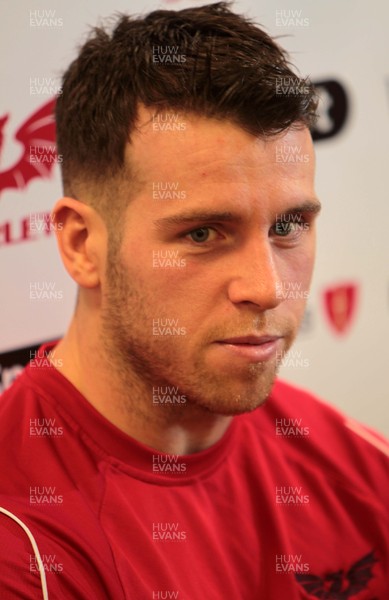 070115 - Scarlets Press Conference - Gareth Davies talks to the press