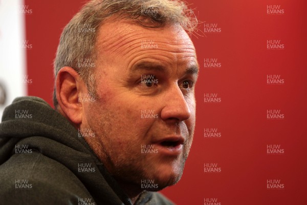 070115 - Scarlets Press Conference - Wayne Pivac talks to the press