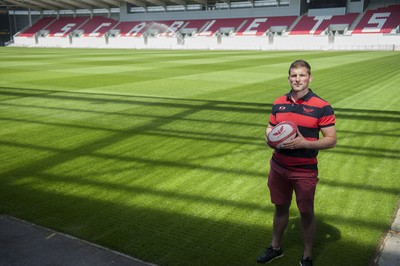 090713 - John Barclay - Scarlets - John Barclay is announced as a Scarlets player