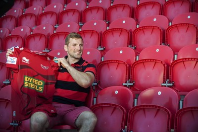 090713 - John Barclay - Scarlets - John Barclay is announced as a Scarlets player