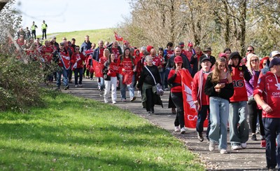 270925 - Scarlets Fans Protest - Scarlets fans march through Llanelli in protest against the Welsh Rugby Union’ s protective plan to get rid of possibly two of the Welsh rugby regions The march finished at Parc y Scarlets ahead of the Scarlets v Munster, United Rugby Championship match