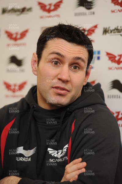 11.01.11 - Scarlets Rugby Press Conference - Stephen Jones talks to reporters. 