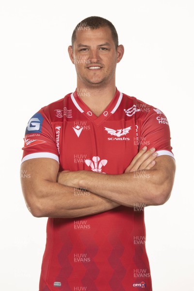 220920 - Scarlets Rugby Squad - Aaron Shingler