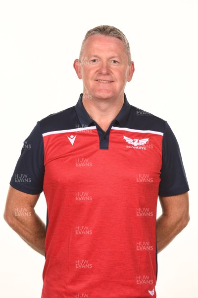 220920 - Scarlets Rugby Squad - Jon Daniels