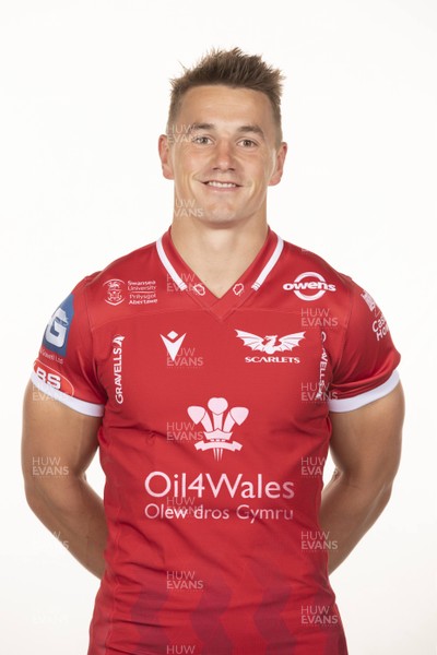 220920 - Scarlets Rugby Squad - Jonathan Davies