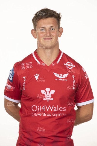 220920 - Scarlets Rugby Squad - Josh Helps