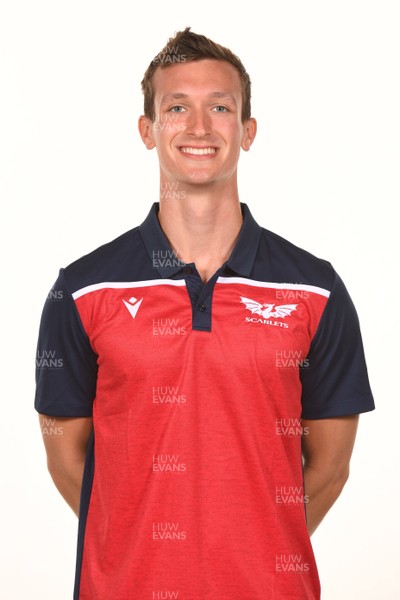 220920 - Scarlets Rugby Squad - Nick Robinson