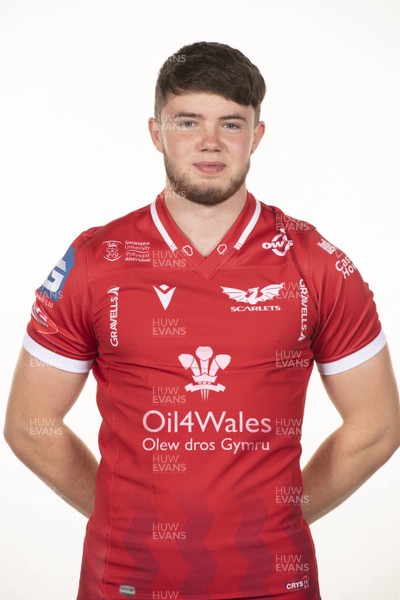 220920 - Scarlets Rugby Squad - Osian Knott