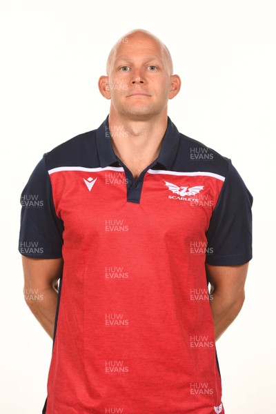 220920 - Scarlets Rugby Squad - Richard Wiffin