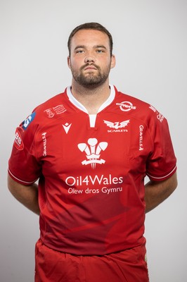 150921 - Scarlets Rugby Squad Headshots - Alex Jeffries