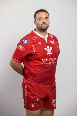 150921 - Scarlets Rugby Squad Headshots - Alex Jeffries