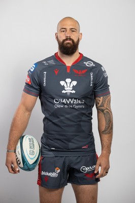 150921 - Scarlets Rugby Squad Headshots - Blade Thomson