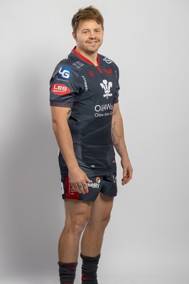 150921 - Scarlets Rugby Squad Headshots - James Davies