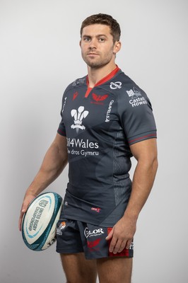 150921 - Scarlets Rugby Squad Headshots - Leigh Halfpenny