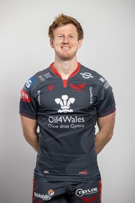 150921 - Scarlets Rugby Squad Headshots - Rhys Patchell