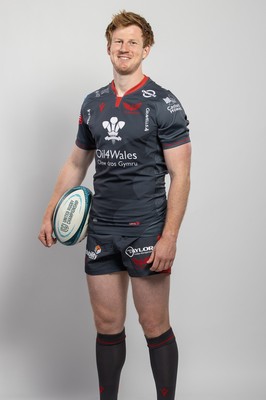 150921 - Scarlets Rugby Squad Headshots - Rhys Patchell